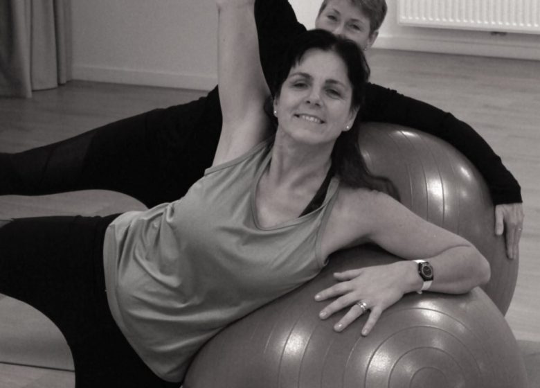 Cours de Pilates et Yoga avec Pilates-Ball